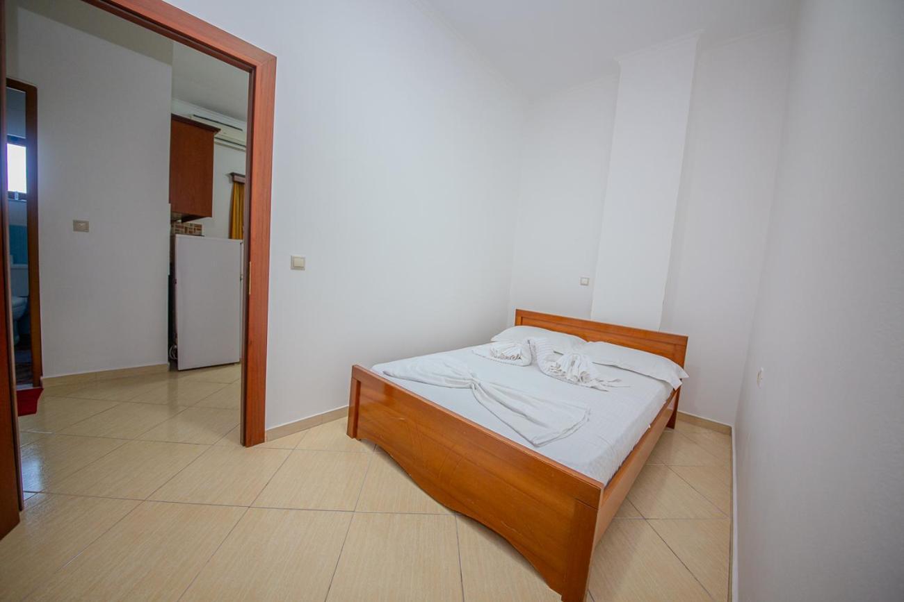 Hotel Landi Ксамил Экстерьер фото