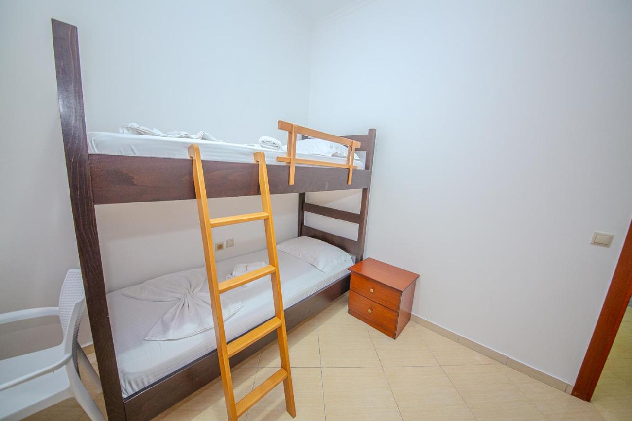 Hotel Landi Ксамил Экстерьер фото