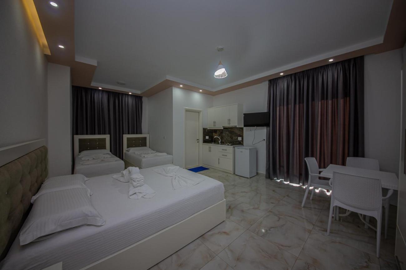Hotel Landi Ксамил Экстерьер фото