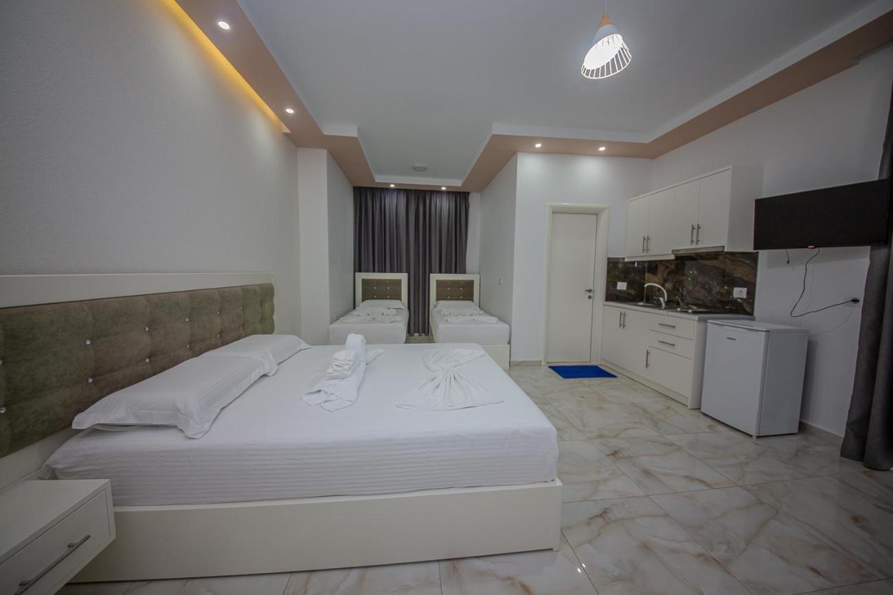 Hotel Landi Ксамил Экстерьер фото