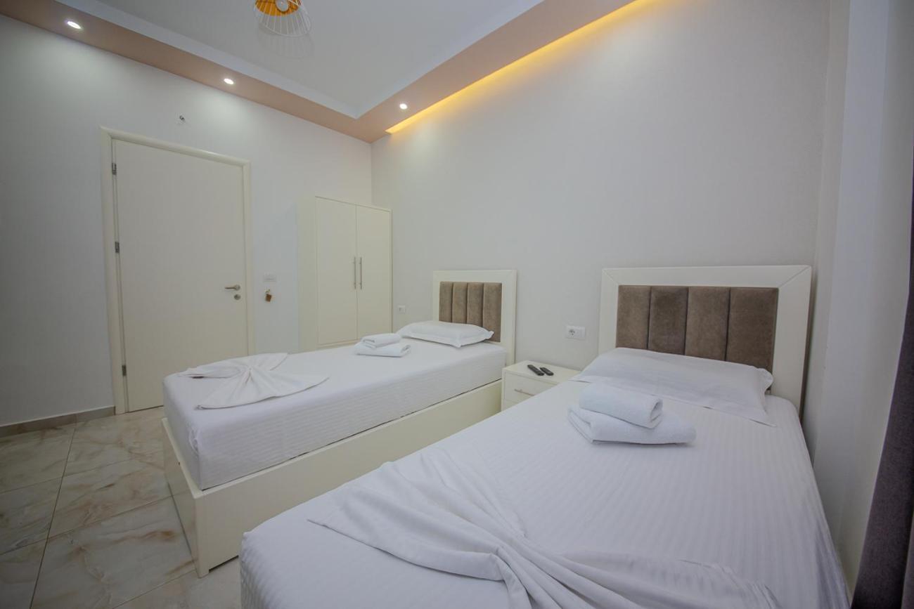 Hotel Landi Ксамил Экстерьер фото