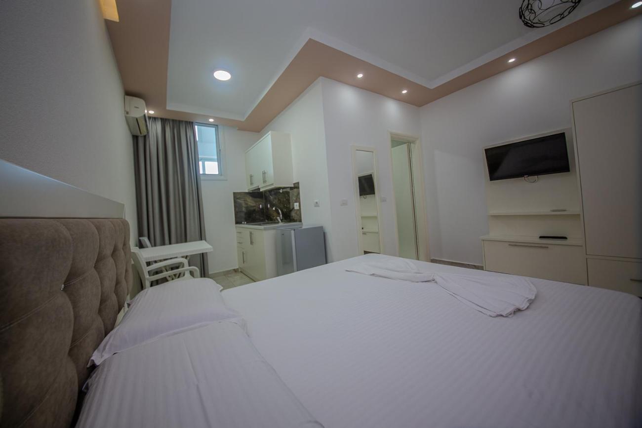 Hotel Landi Ксамил Экстерьер фото